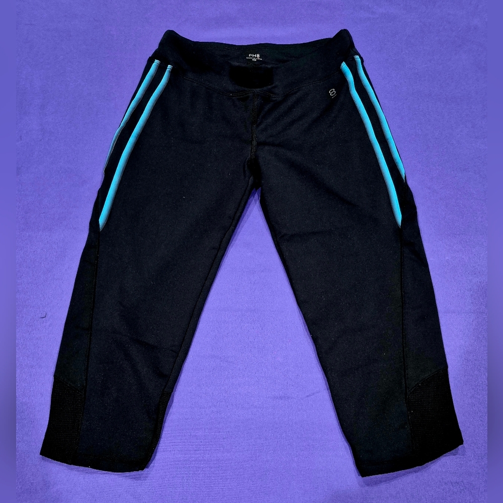 (PH8)Bebe Sport Black/Hawaiian Ocean Cropped Pants - Medium.